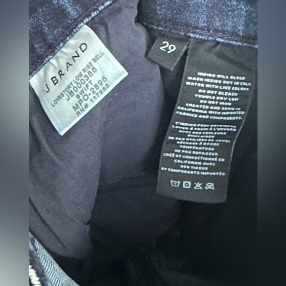 J Brand love story low rise bell bottom jeans NWT - Picture 6 of 7